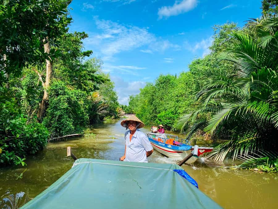 Can Tho: A Real Mekong Tour, Floating Market, Cacao & Life's - A tropical fruit garden with tastings