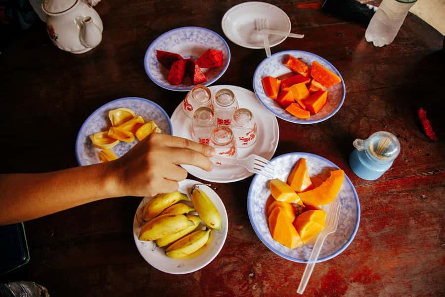 Can Tho: A Real Mekong Tour, Floating Market, Cacao & Life's - A 15-minute village walk to the cacao farm