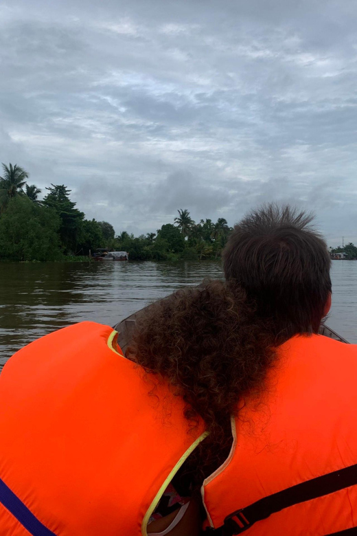 Can Tho: Mekong Delta and Cai Rang Floating Market Tour - What the guides add to the morning
