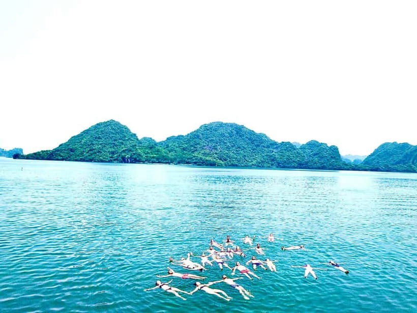 CAT BA :2D1N Lan Ha bay-Ha Long bay with Plankton Excursion - Why this bay trip feels different