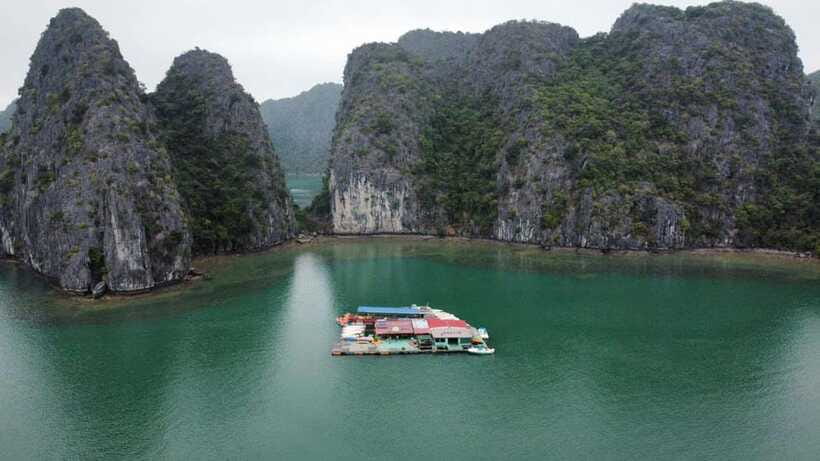 CAT BA :2D1N Lan Ha bay-Ha Long bay with Plankton Excursion - An overnight stay with a practical warning