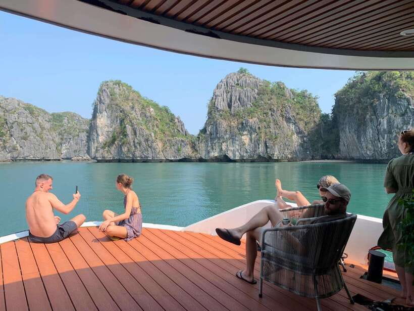Cat Ba Island: Lan Ha Bay Full-Day with Luxury Cruise - What to pack for this particular cruise