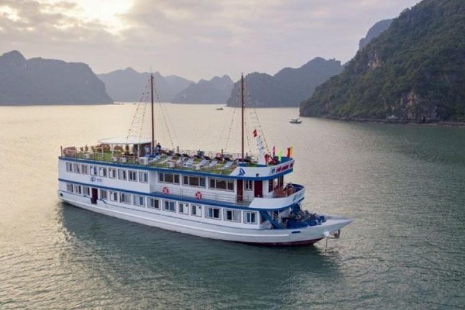 Catherine Cruise 2 Days/1 Night with 6 Star Cruise - The first morning: pickup and the road to the bay