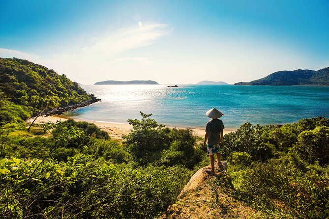Cham Island Daily-Snorkeling(Optional:Pick up at Cua Dai Port) - Lunch: generous in some cases, uneven in others