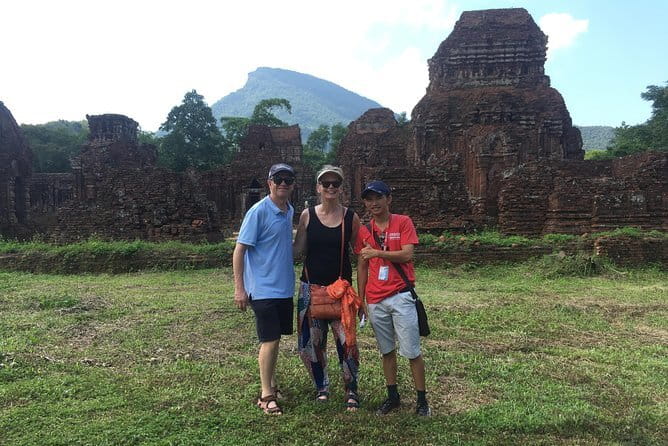 Chan May Port to Golden Bridge or Hoi An by Private Car - Marble Mountain and the road to Da Nang