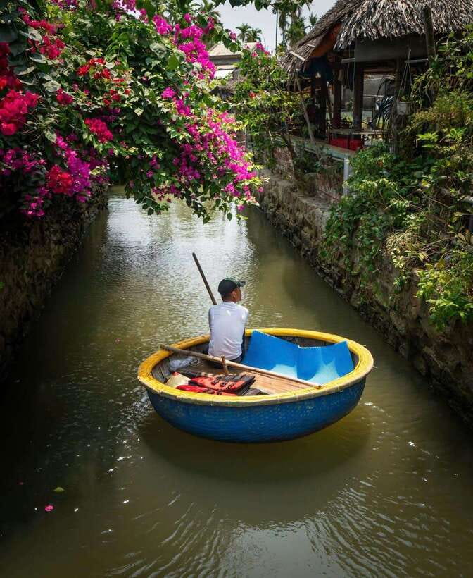 Coconut Boat Hoi An - The Traditional Basket Boat Experience