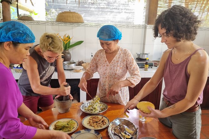 Cooking class & Vibrant Market by Scooter/Tuktuk (Half-Day) - Choosing your menu for four or five dishes