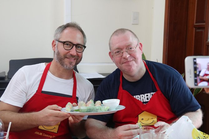 Cooking with Jolie in Hoi An - A relaxed lunch you make yourself