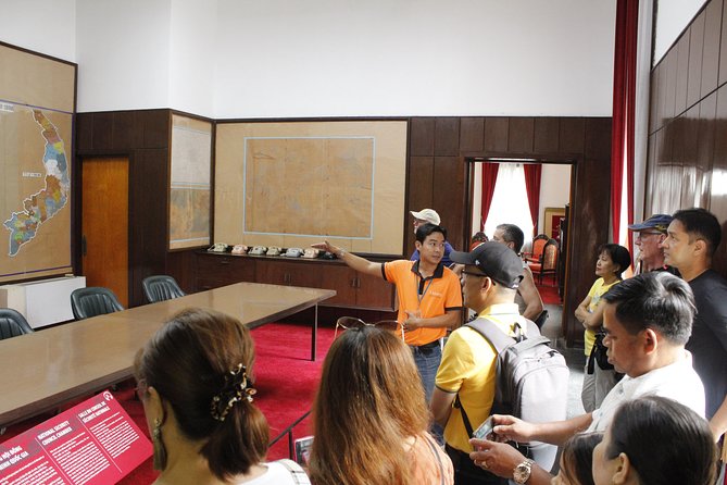 Cu Chi Tunnels - Tapioca & City Tour (6 Major Attractions) 1 day - Jade Emperor Pagoda: a change of mood