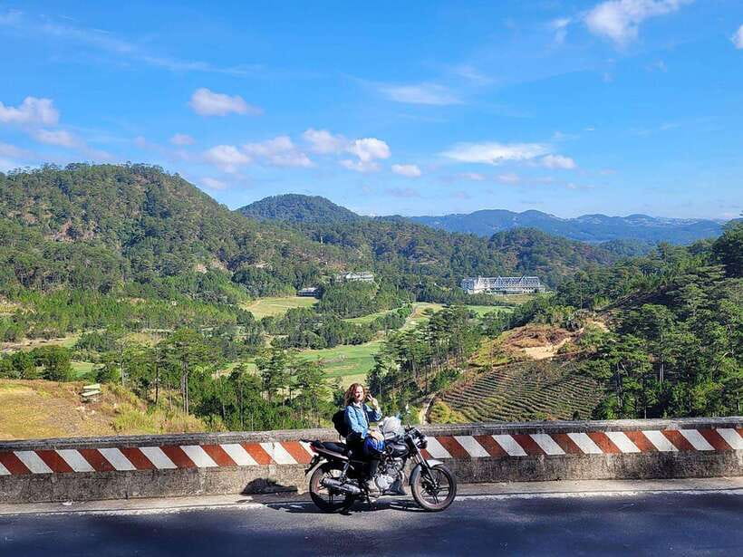 Da Lat Loop Tour On Private Car - Truc Lam Zen Monastery and Paradise Lake