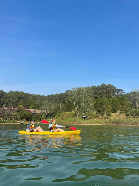Da Lat: Tuyen Lam Lake Kayak or SUP Tour - Starting at the Tuyen Lam kayak and SUP station