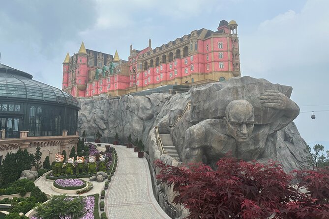 DA NANG Ba Na Hills, Golden Bridge & Cable Cars PRIVATE TOUR - Golden Bridge and the ten flower gardens