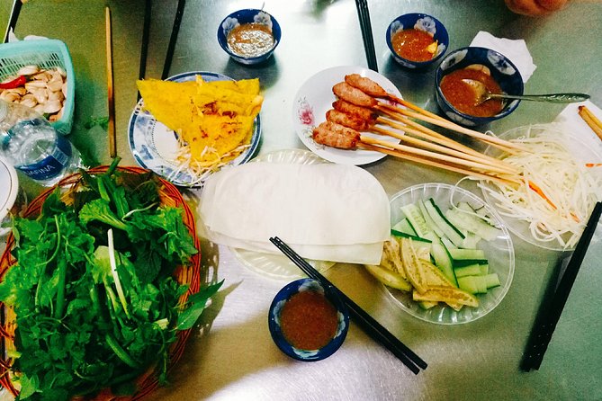 Da Nang Food Tour by Motorbike - What the guides add to the ride