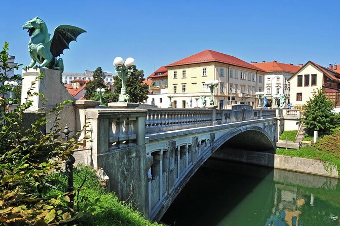 Da Nang Food Tour Motorbike & Sightseeing By Ao Dai Lady Rider - Key points before you book