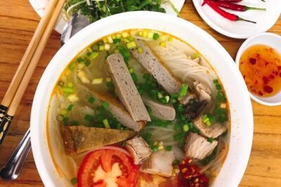 Da Nang Food Tour Motorbike & Sightseeing By Ao Dai Lady Rider