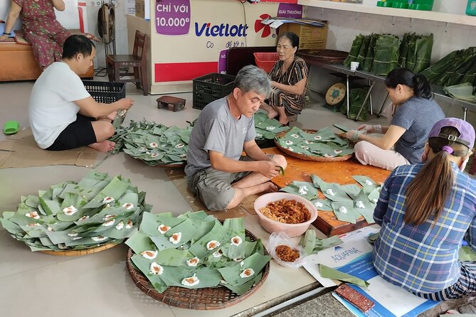 Da Nang Food Tour Motorbike & Sightseeing By Ao Dai Lady Rider - The food: local dishes without the ordering guesswork