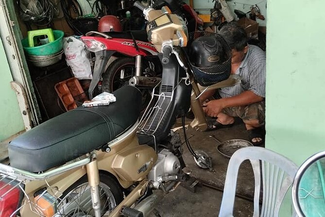 Da Nang Food Tour Motorbike & Sightseeing By Ao Dai Lady Rider - Safety, comfort, and the practical riding details