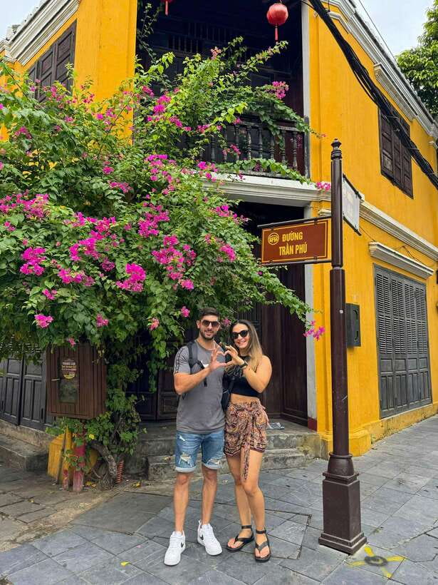 Da Nang: Full-day My Son Sanctuary And Hoi An Heritage Tour - The craft workshop and a quick café break