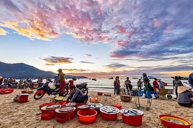 Da Nang Fully Local Experience with Friendly Females Riders - Why this motorbike tour feels different