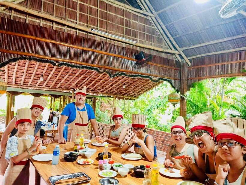 Da Nang/Hoi An: Market Tour, Basket Boat Ride, Cooking Class - At a Glance: What Makes This Experience Worth Considering