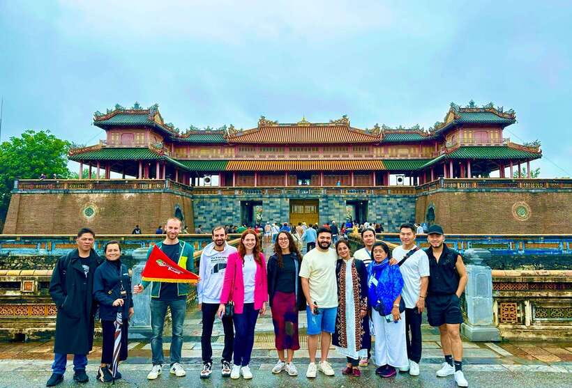 Da Nang: Hue Imperial Day Trip, Hai Van Pass Train, & Lunch - Guides, group size, and the human side of the day