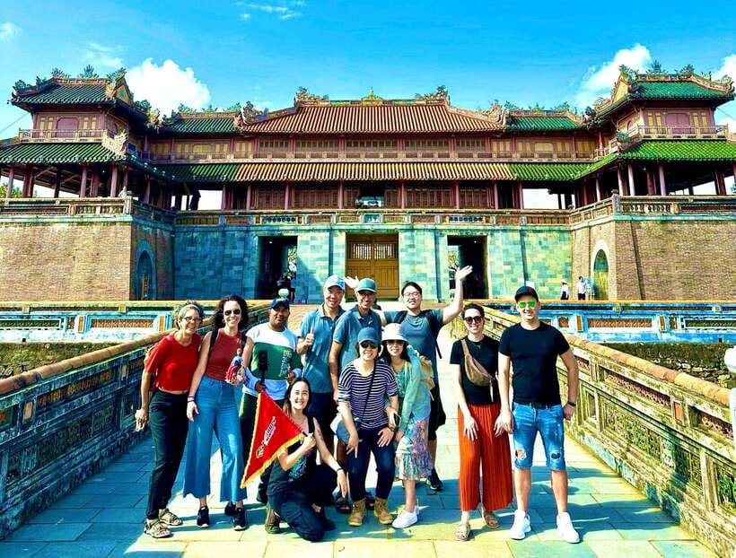 Da Nang: Hue Imperial Day Trip, Hai Van Pass Train, & Lunch - The long return to Da Nang