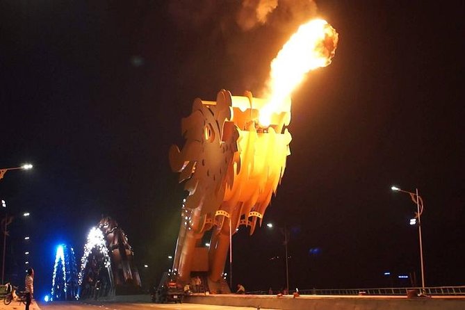 Da Nang Night Motorbike Tour & River Cruise Riding By Lady Rider - What Riding With a Lady Rider Is Like
