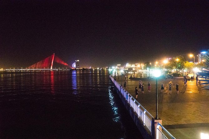 Da Nang Night Motorbike Tour & River Cruise Riding By Lady Rider - The Han River Cruise at Night