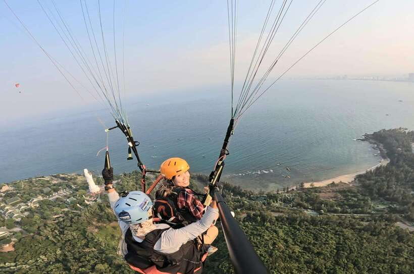 Da Nang Private paragliding experience on Monkey Mountain - Weight rules and seasonal wind limits