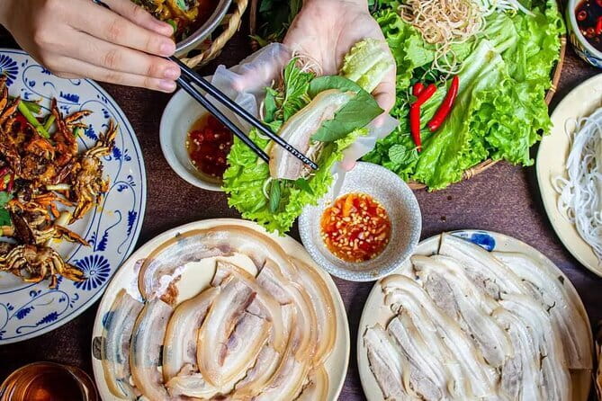 Da Nang Street Food Private Tour With Local Students - Key points at a glance