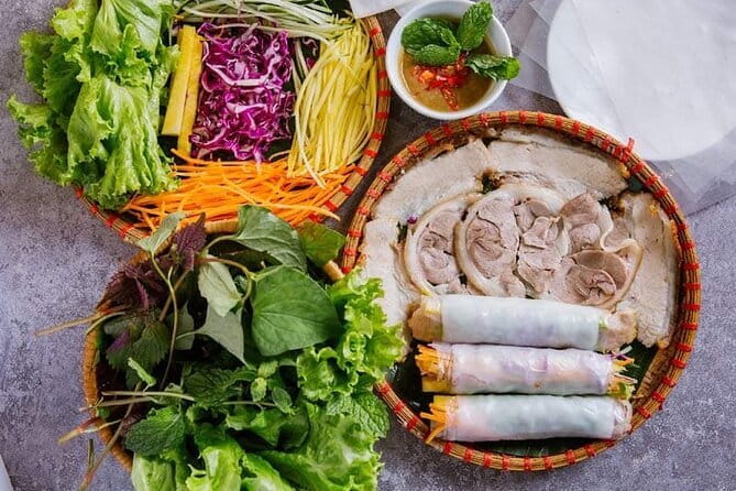 Da Nang Street Food Private Tour With Local Students - Four hours of riding, tasting, and seeing Da Nang