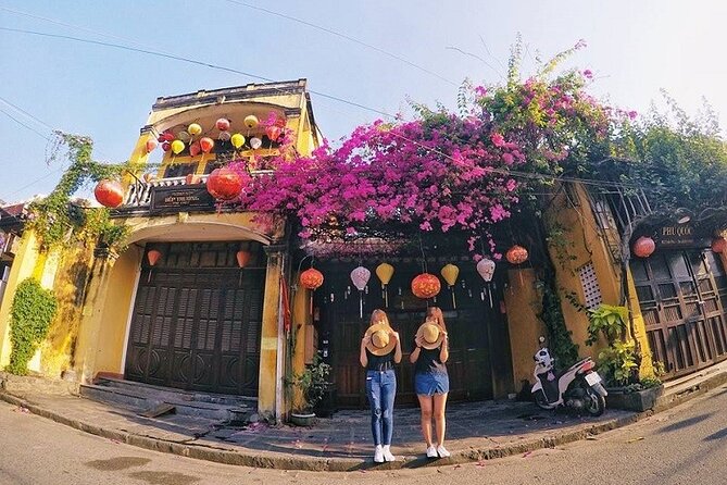Da Nang to Hoi An ancient town by private transfer - Punctuality, luggage help, and communication