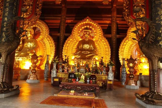 Daily Tour Trang An-Bai Dinh Group Tour - Bai Dinh Pagoda: grand scale and a lot of walking