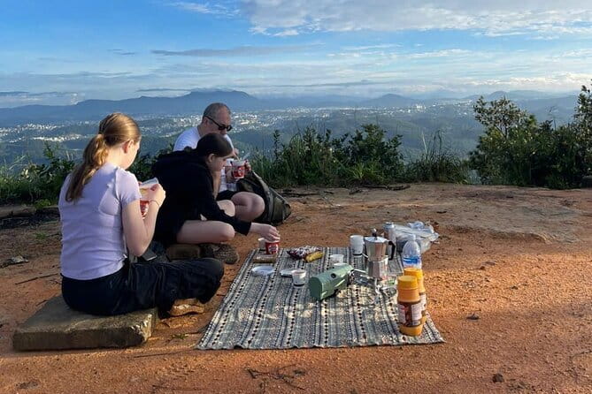 Dalat: Cloud Hunting & Sunrise Trekking to Hon Ho Mountain - Climbing Hon Ho before sunrise