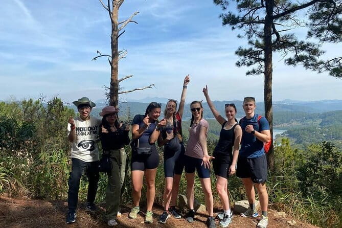 Dalat: Cloud Hunting & Sunrise Trekking to Hon Ho Mountain - The guides and the feel of a small group