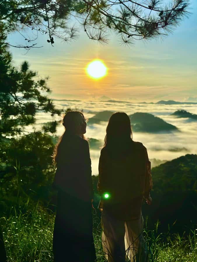 Dalat: Sunrise Trekking and Cloud Hunting experience - Reaching Pinhatt Peak for Sunrise