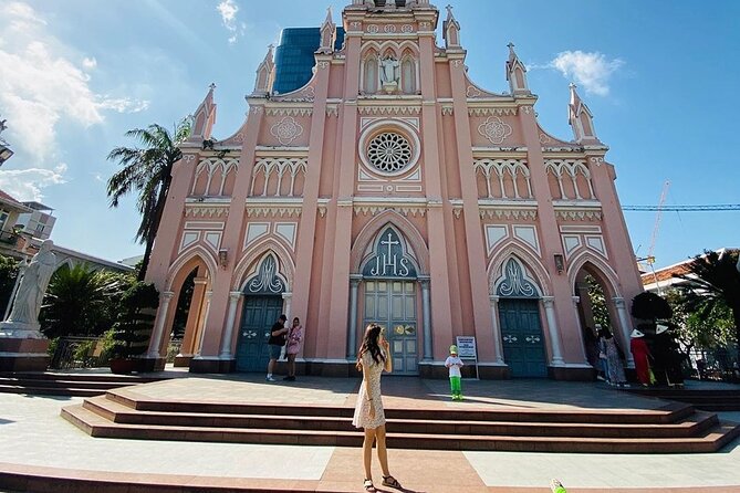 ️ Danang Instagram Tour: Most Famous Spots (Private & All-Inclusive) - Coffee, Da Nang Cathedral, and the Pink Church