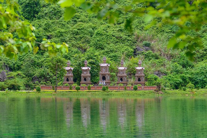 Day tours from Hanoi city (PRIVATE TOUR) - Leaving Hanoi for Ninh Binh
