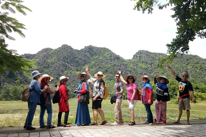 Day tours from Hanoi city (PRIVATE TOUR) - Thai Vi Temple and a bicycle ride through the fields