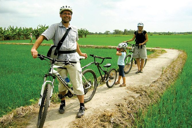 Day tours from Hanoi city (PRIVATE TOUR) - Tam Coc by boat, the day’s main attraction