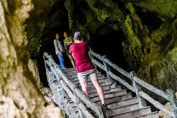 Day trip to Halong Bay from Hanoi - The 7:45 to 8:15 pickup from Hanoi