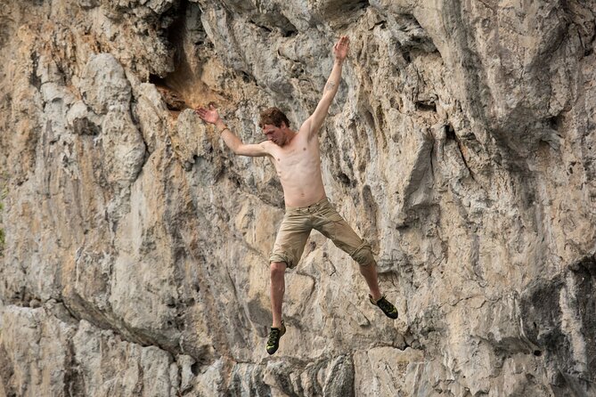 Deep Water Solo - The Climb, the Jump, and the Water Below