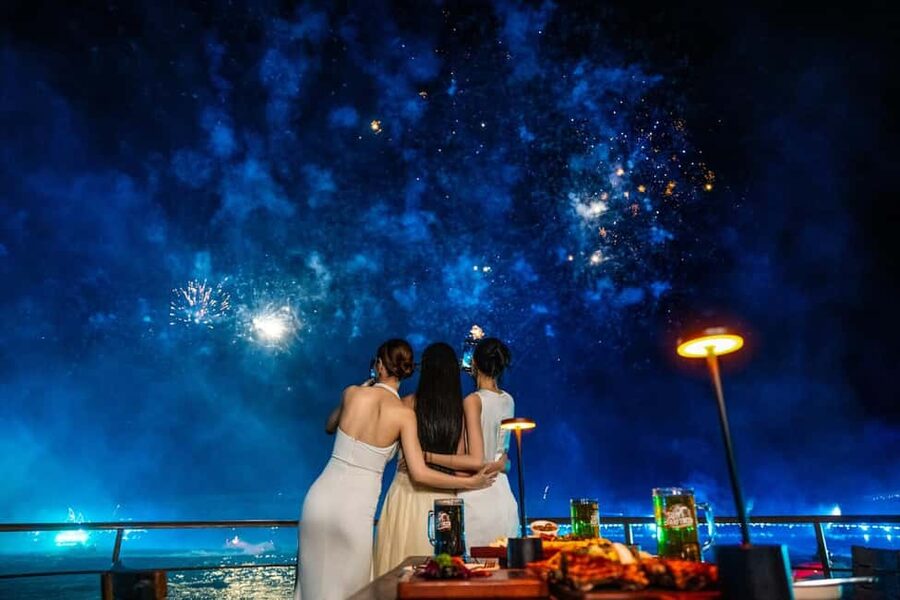 Dinner with Symphony Show And Firework Of Kiss Of The Sea - Transport, communication, and possible extra charges
