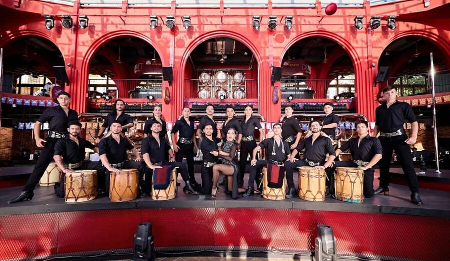 Dinner with Symphony Show And Firework Of Kiss Of The Sea - My booking advice