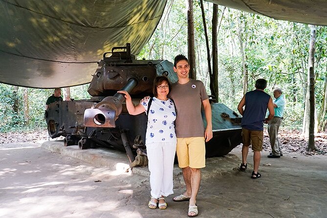 Discover Cu Chi Tunnels & Mekong Delta Full-Day - Guides make the biggest difference