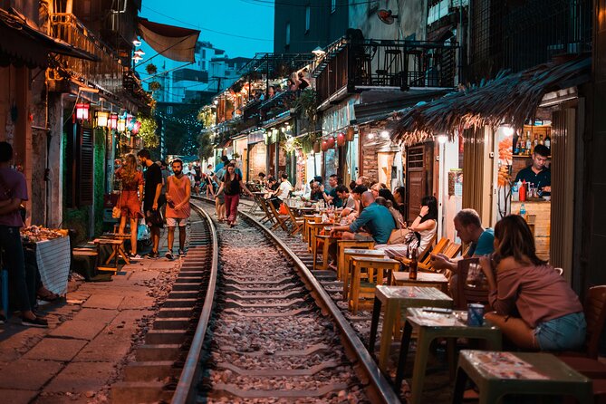Discover Vietnam - Cambodia - Thailand in 22 Days - Ha Long Bay works best as an overnight cruise