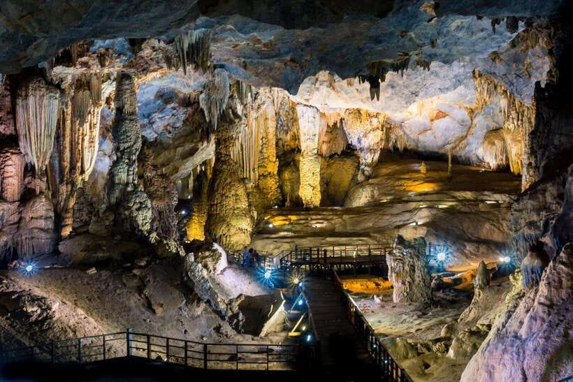 Dong Hoi/Phong Nha: Paradise Cave - Phong Nha Cave Tour - Phong Nha Cave by dragon boat