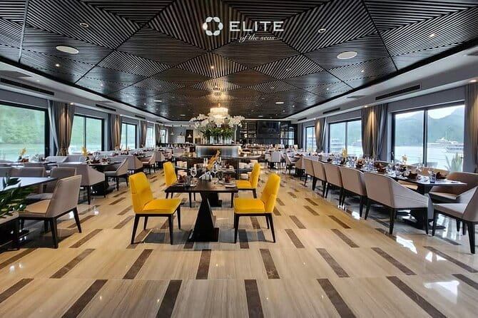 Elite of The Seas - Unique Luxury 3 Days Cruise in Halong & Lan Ha Bay - Day One: Lunch, Ao Ech Kayaking, and the First Sunset