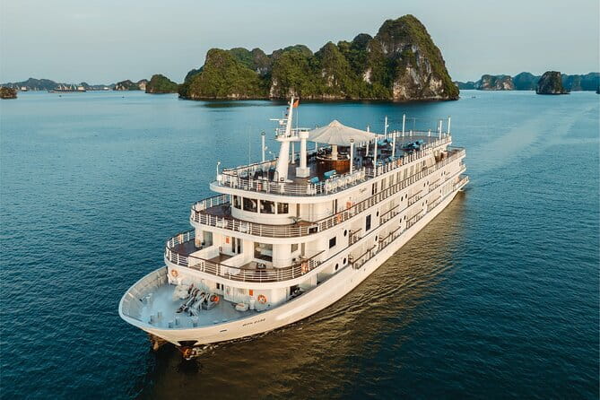Emeraude Cruise 2 days 1 night Ha Long Bay Tour - Sunset, dinner, and onboard time