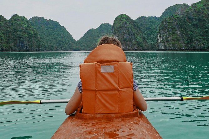 Excursion to Ha Long Bay with Titop Island and kayaking in Luon Cave - Boarding the cruise near noon